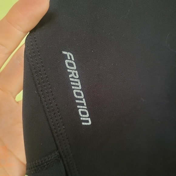 Adidas Response Leggings with Ankle Zip and Mesh Cut-Outs Size S - Picture 3 of 15